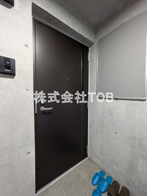 【その他】 | Fons Lucis Izumi-定借2年再契約型- | 玄関扉