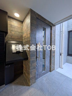 【ロビー】 | Fons Lucis Izumi-定借2年再契約型-