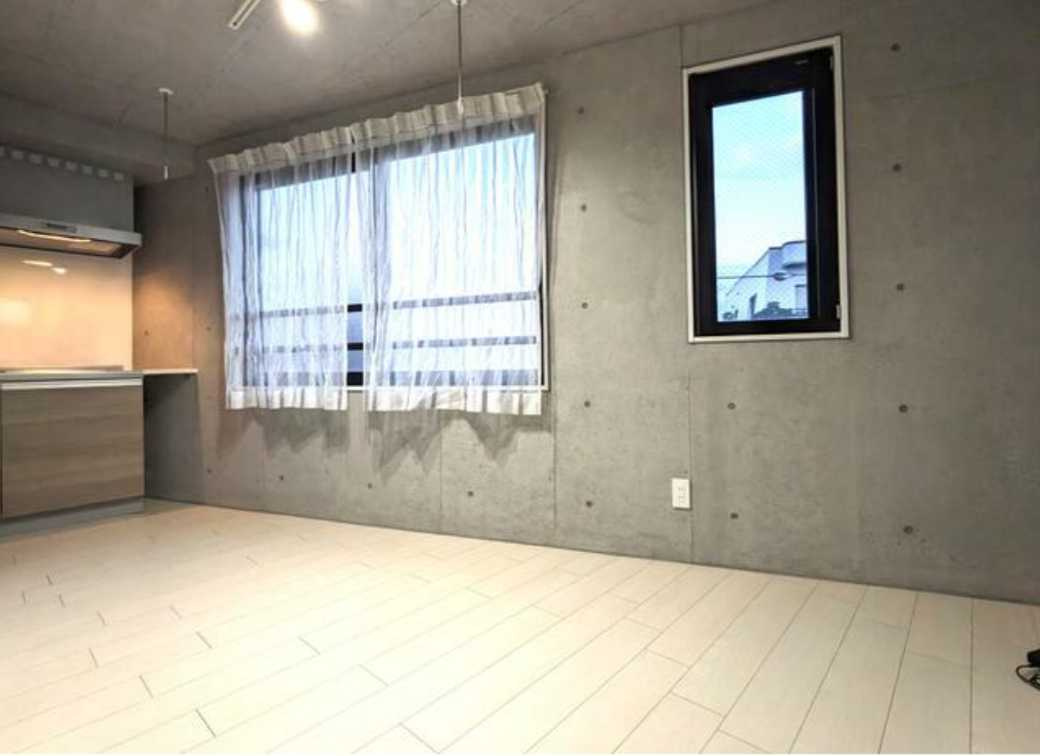 プラティーク代沢　築浅　礼金0　角部屋の居間・リビング