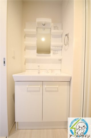 ヴィラレユーフォリア明石・大久保の洗面所