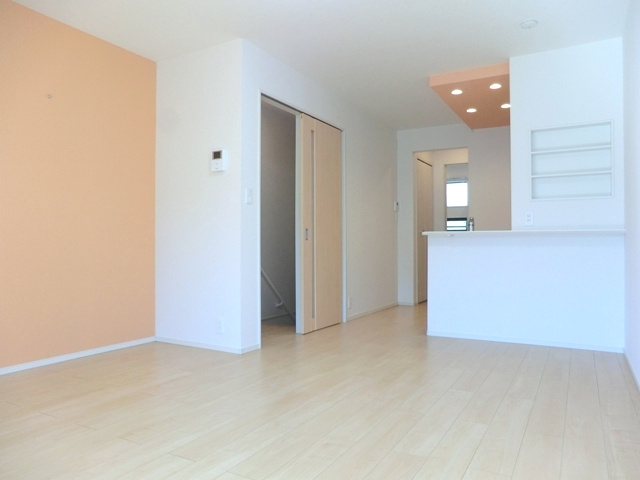 ベル　フォンティーヌの内装|★人気の対面式キッチンです。