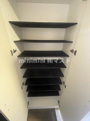 ノルデンハイム南森町の収納