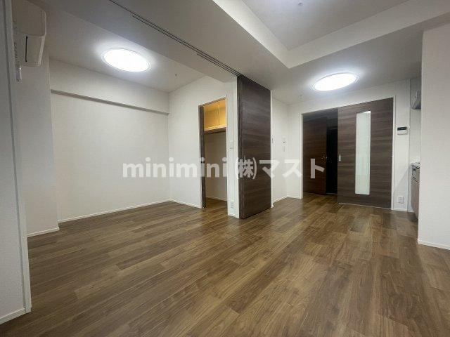 ノルデンハイム南森町の洋室