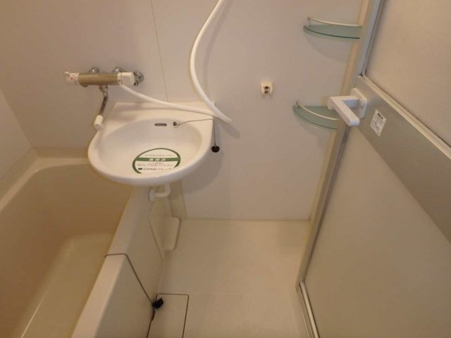 フェニックス高井戸南の浴室|日々の疲れを癒すお風呂付です