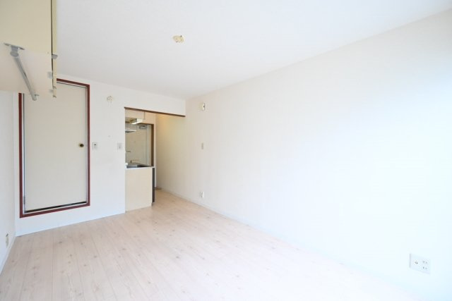 メゾン・ド・ブリーヤンの洋室|個人の部屋や寝室として使える洋室です