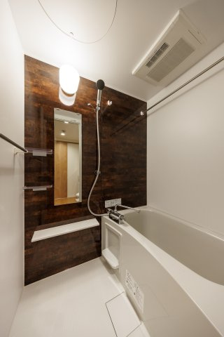 【防音マンション】プロス千歳烏山 らしくらすの浴室|お風呂で日々の疲れを落としましょう