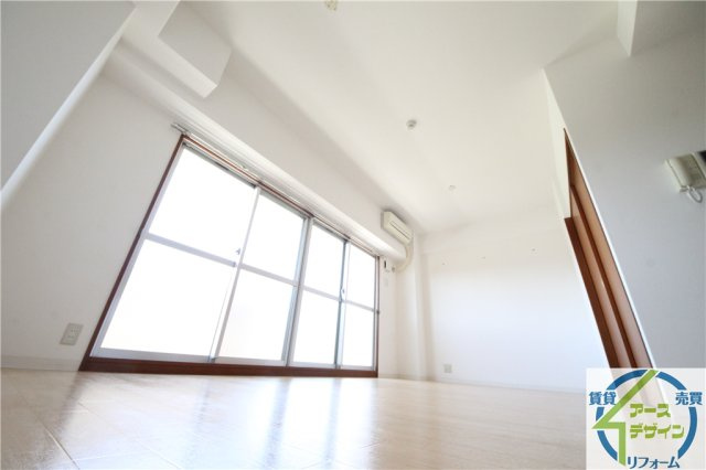 ECO　NISHIFUTAMIの居間・リビング