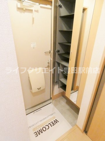 リヴェールの玄関