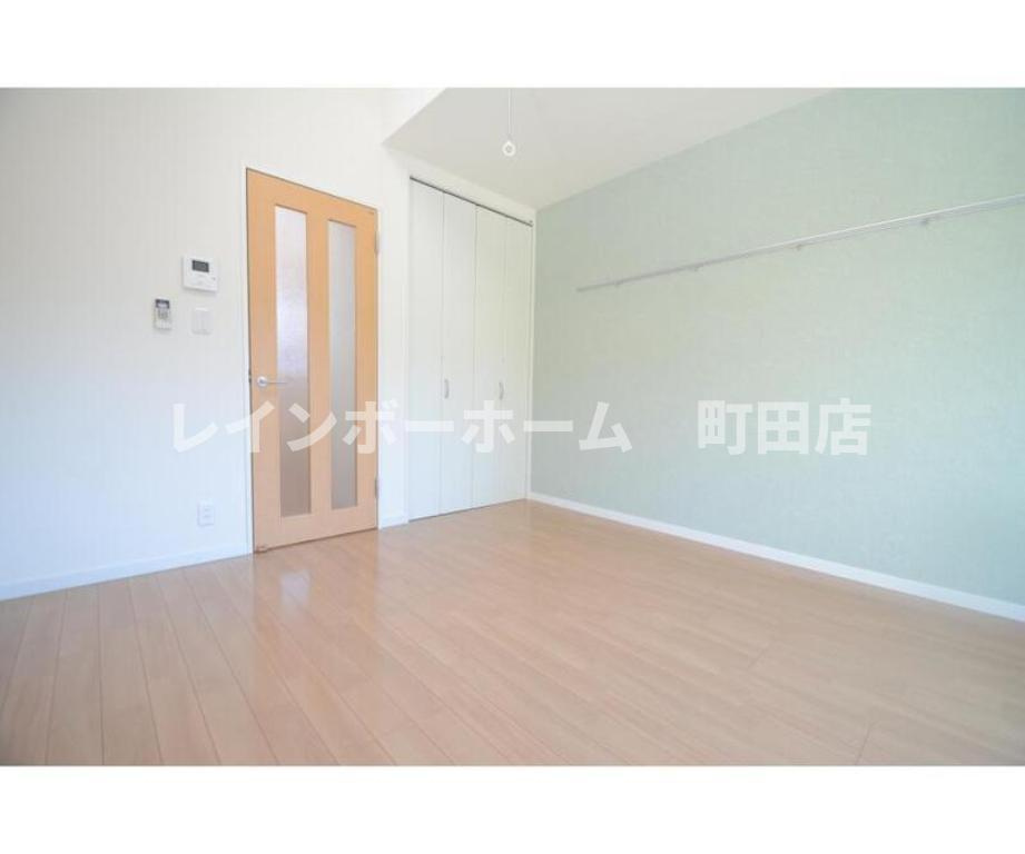 Crane Hills※※初期費用分割後払いサービス利用可能物件の居間・リビング