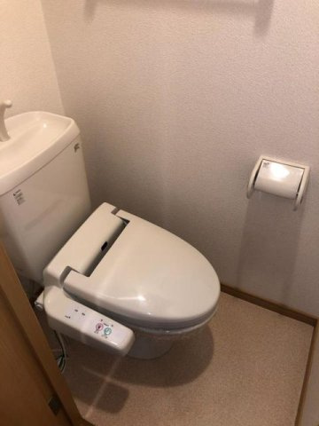 ＥＳＰＯＩＲ上用賀（エスポワーのトイレ|清潔感のあるトイレです