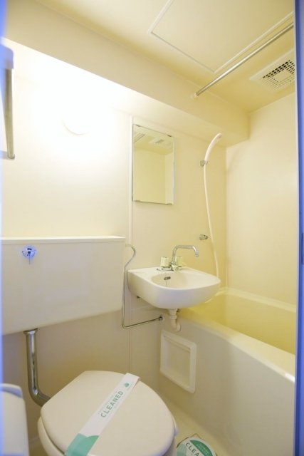 ダイホープラザ幡ヶ谷の浴室|コンパクトで使いやすいお風呂です