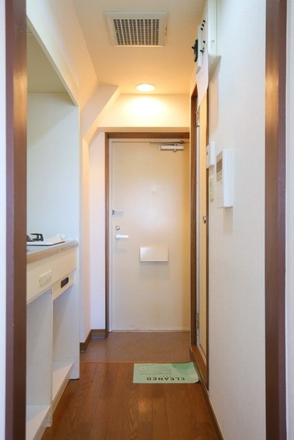 ダイホープラザ幡ヶ谷の玄関|落ち着いた玄関です