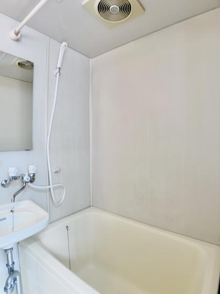 橘花荘の浴室|ゆったり過ごせるお風呂です