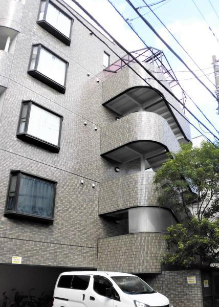 リシェス明大前の外観