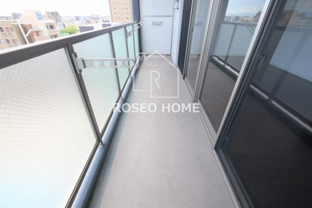 レジディア玉造のバルコニー