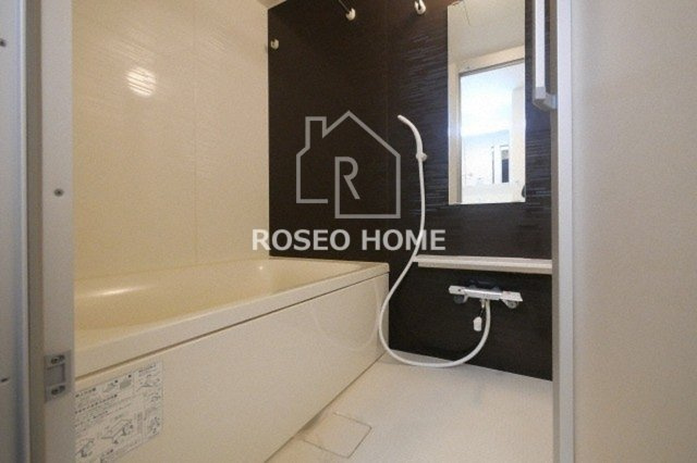 レジディア玉造の浴室