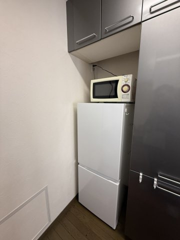 グランフェルティ本山のキッチン|冷蔵庫置き場
備え付けカップボードもあり収納力に優れております。