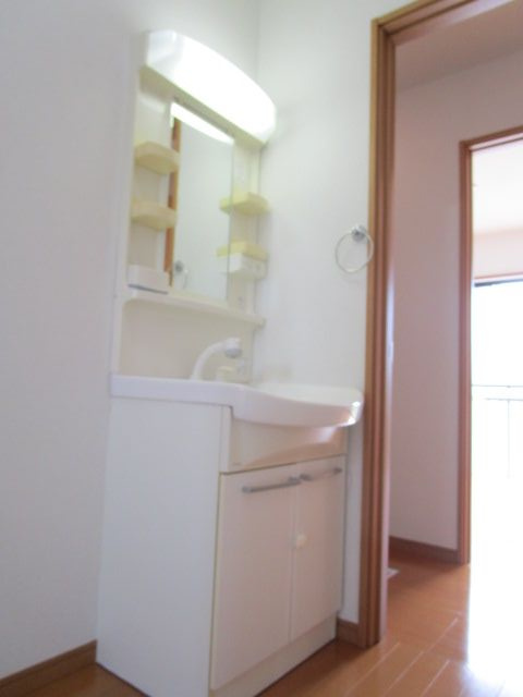 ハミングハイツの洗面所|広い洗面スペースです★