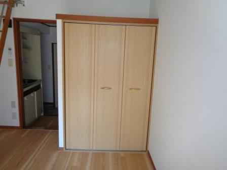 ステップ阿佐谷の収納|こまごまとしたものを収納できそうですね