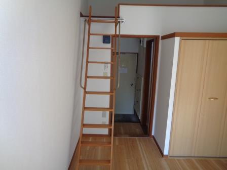 ステップ阿佐谷の内装|内装は落ち着いています