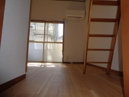 ステップ阿佐谷の居間・リビング|おしゃれなリビングです