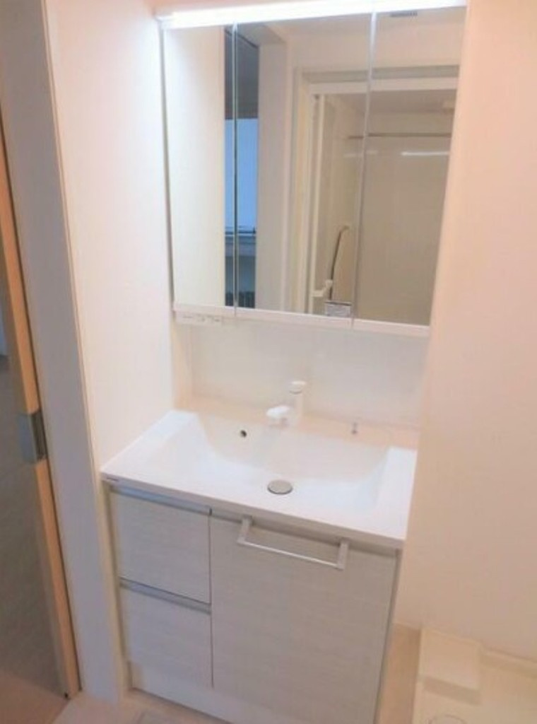 メルヴェーユ町田※初期費用分割あと払いサービス利用可能物件の独立洗面台