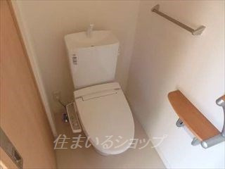 広島市安佐北区深川３丁目のアパートのトイレ|シャワートイレ