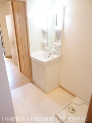 【洗面所】 | サンライズ　ハイツ　ＭＫ