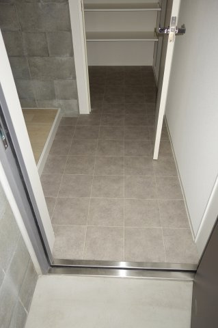 Decor Blocco Oyama Dueの玄関