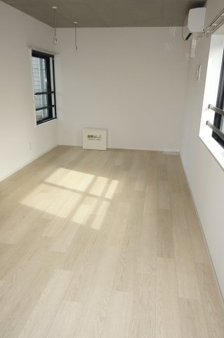 Decor Blocco Oyama Dueの居間・リビング