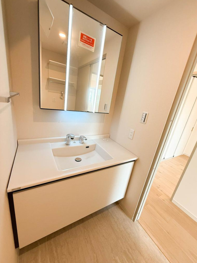仲町台パークヒルズ7号棟【仲介手数料無料】ペット可♪の独立洗面台