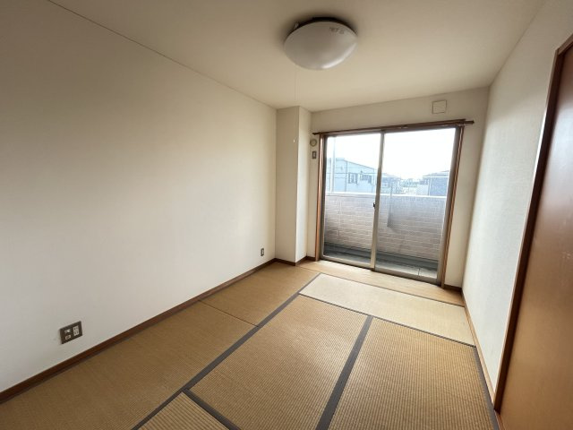 グランドメゾン八山の和室