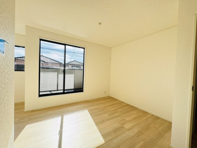 【居間・リビング】 | 松戸市古ケ崎１丁目新築戸建【北部小学校：9分】 | 14帖リビングダイニングキッチン