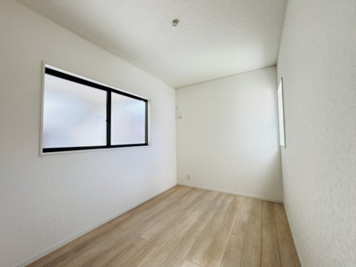 【収納】 | 松戸市古ケ崎１丁目新築戸建【北部小学校：9分】 | 1F5帖洋室収納