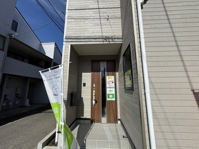 松戸市古ケ崎１丁目新築戸建【北部小学校：9分】のエントランス|エントランス・玄関ポーチ