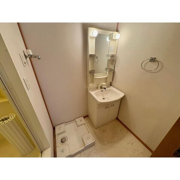 ブランメゾン吹上　名古屋市賃貸　仲介手数料無料の洗面所