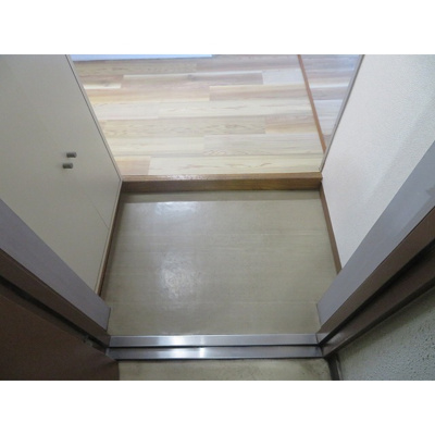 【玄関】 | メゾン丸十