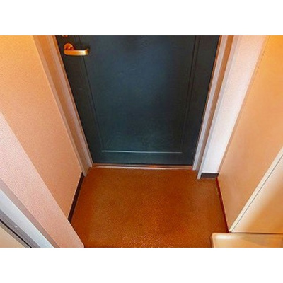 【玄関】 | エルヴィーナ緑ヶ丘 | 玄関