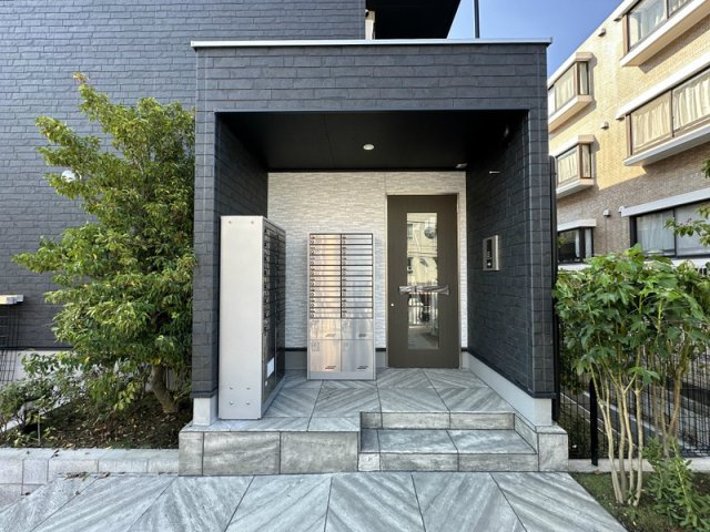 ヴィラ鷺沼のエントランス