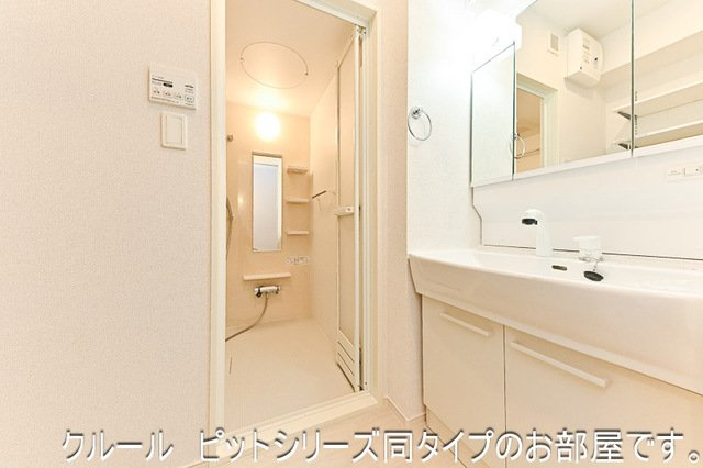 川越市アパートの洗面所