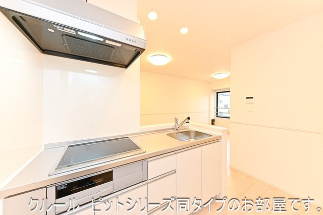 川越市アパートのキッチン