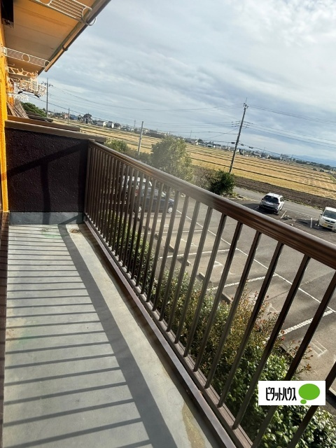 岡田ハイツAのバルコニー