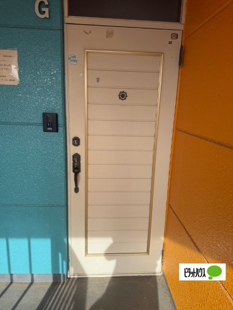 岡田ハイツAのエントランス