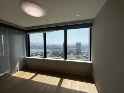 【居間・リビング】アイランドシティオーシャン＆フォレストタワーWEST(K)