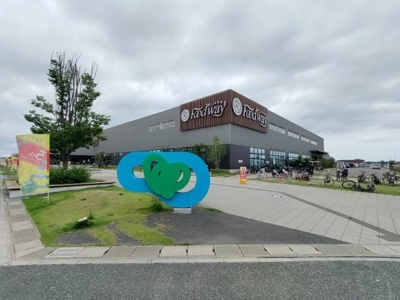 フードウェイ 徒歩6分。 460m