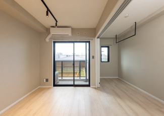 LDK と寝室が引戸引込で開放的な利用が可能