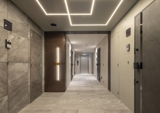 間接照明デザインのエレベーターやLUUP ポート(5 台)有