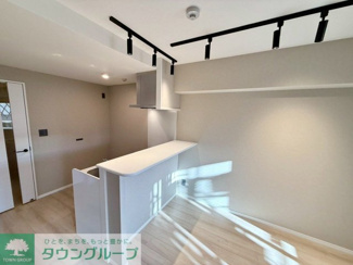 多様な利用が可能なバーカウンターあり