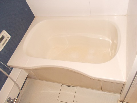 シャーメゾンきびじ Aの浴室