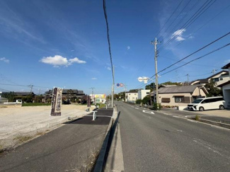 【前面道路含む現地写真】